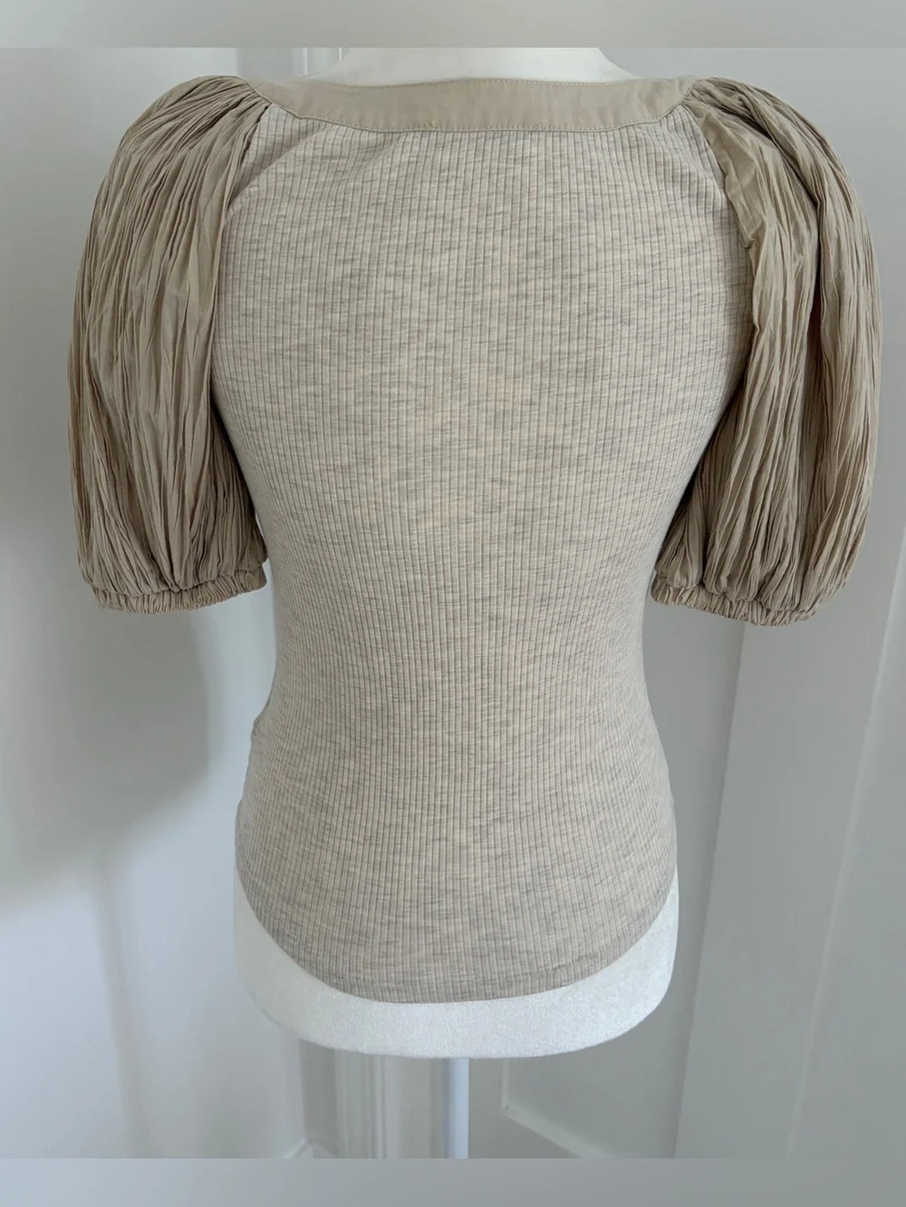 Ulla Johnson Sz S Ribbed Knit Top Pleated Puff Sleeves Beige Henley Boho*R16